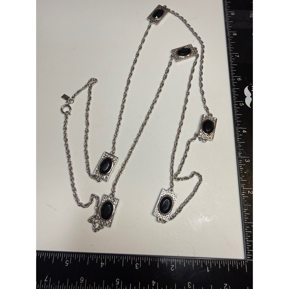 Emmons Vintage Silver Tone Black Cabochon Art Deco Filigree Station Necklace 36'